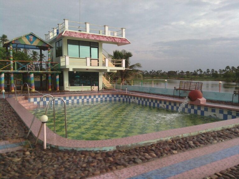 Palm Beach Resort